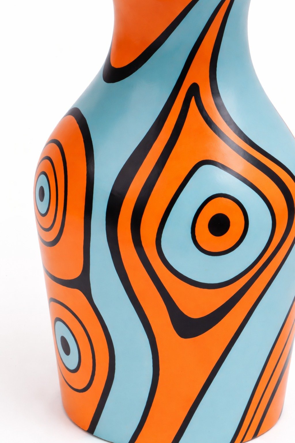 MURAKAMI PAINT TABLE Thumbnail